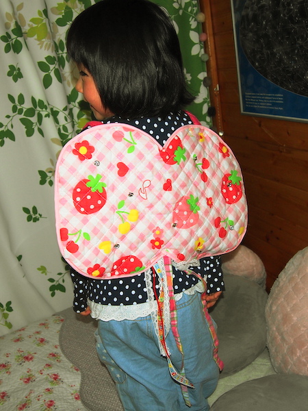 ちょうちょの羽をつけたちまき先生