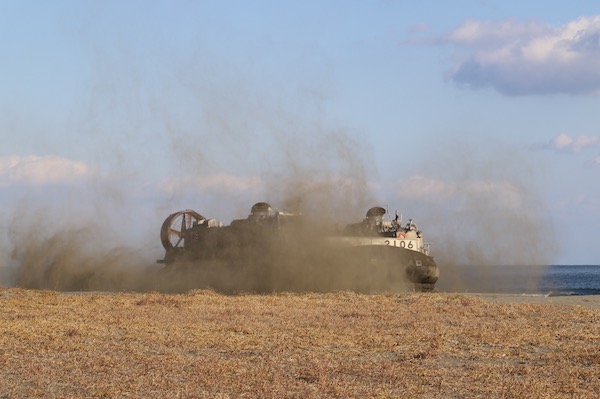 LCAC-1級エア・クッション型揚陸艇